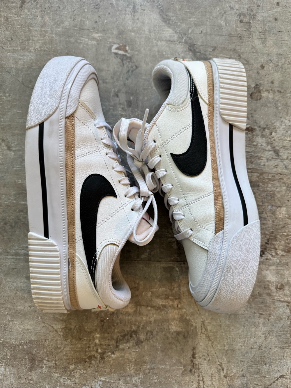 Nike Court Legacy Lift